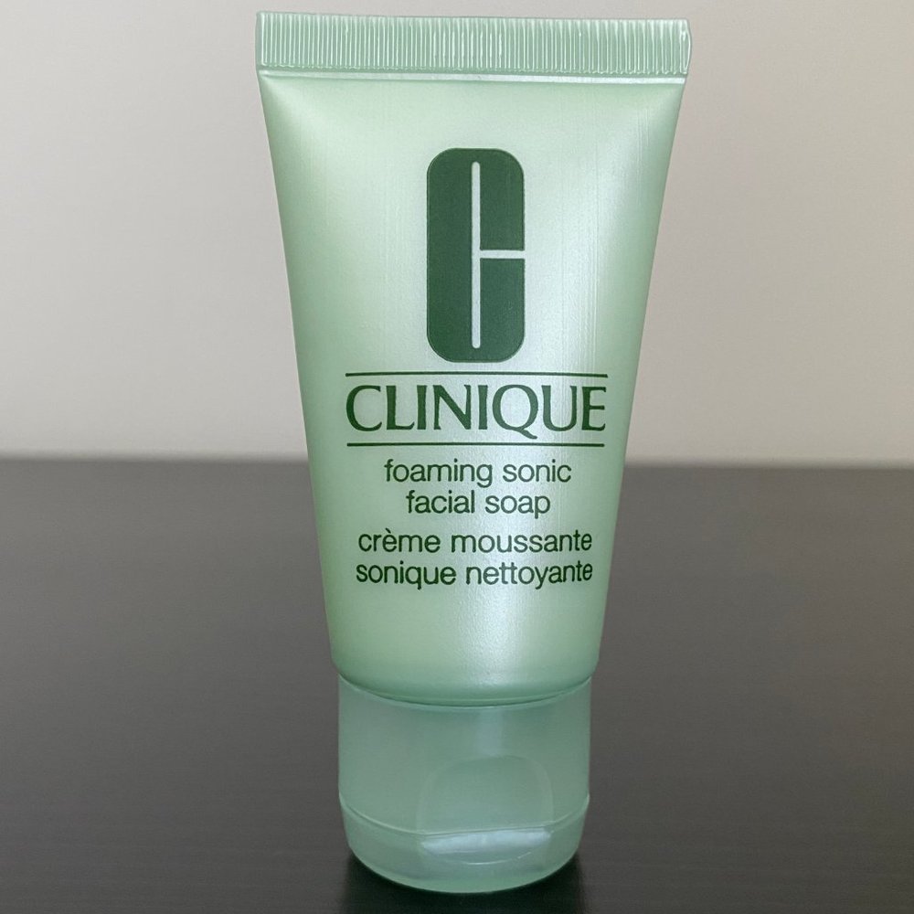 Clinique Foaming Sonic Facial Soap
